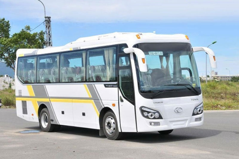 29-Seater Minibus, Mini Coach Rental with Muine Express - METO Travel & Event